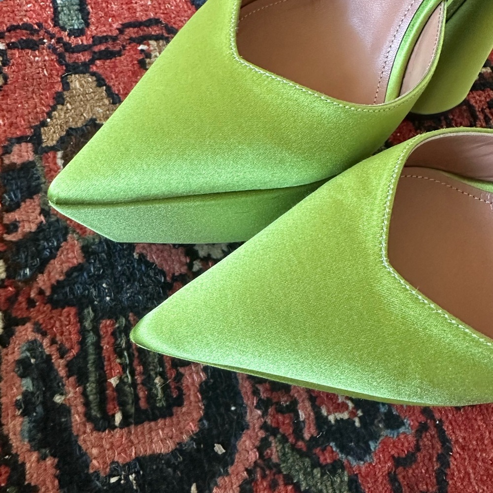 D’accori satin green platform heels chameleon green